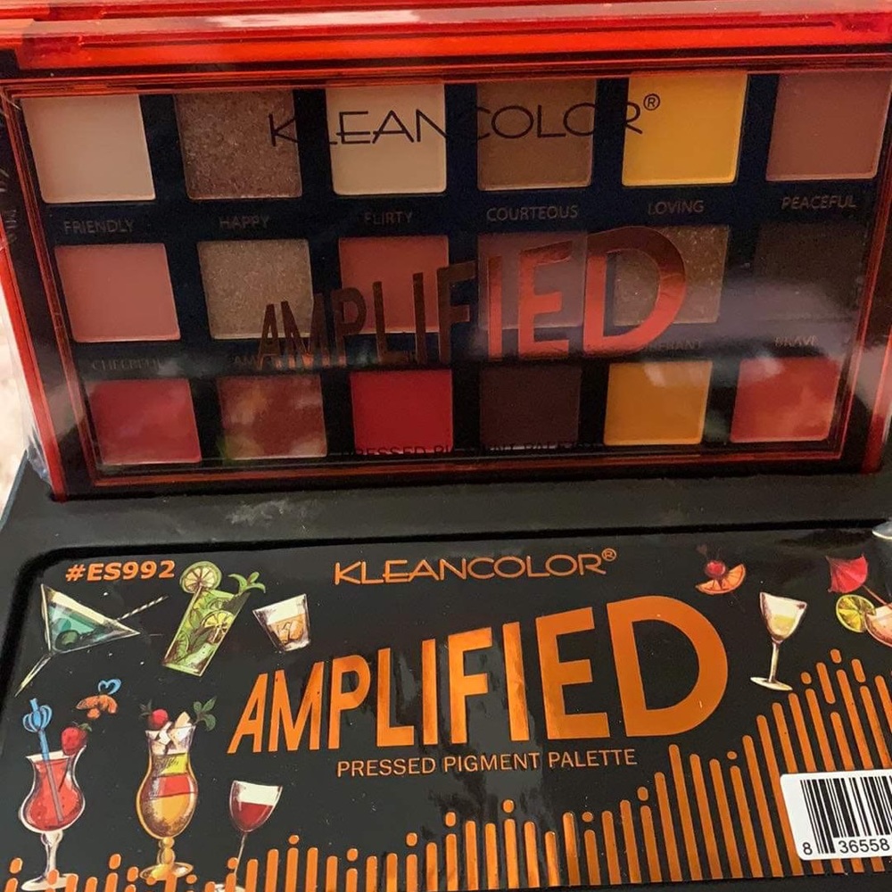Kleancolor Amplified palette